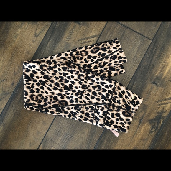 Victoria's Secret Pants - Leggings